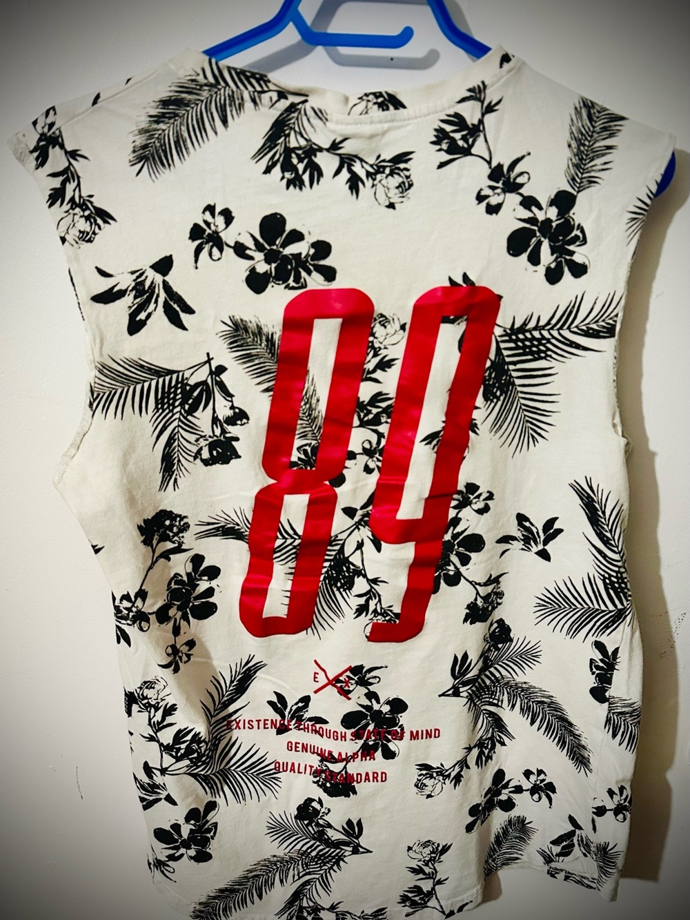 Urban Outfitters White Floral Tank Top with Red '89' Graphic